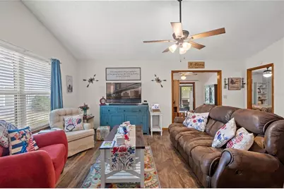 6144 Beechwood Drive, Dade City, FL 33523 - Photo 2