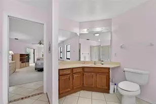 2015 Berry Roberts Dr, Sun City Center, FL 33573 - Photo 24