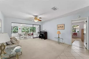 2015 Berry Roberts Dr, Sun City Center, FL 33573 - Photo 8