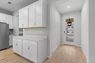 4212 Cloud Hopper Wy, Lutz, FL 33559 - Photo 6