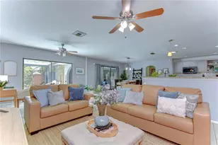 1291 Raleigh Ct, Tarpon Springs, FL 34689 - Photo 4