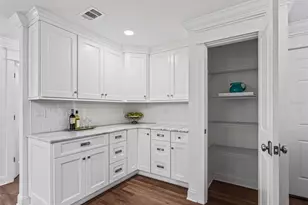 10660 E Bushnell Rd, Floral City, FL 34436 - Photo 22