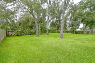 6805 New York Dr, Tampa, FL 33619 - Photo 46