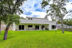 6805 New York Dr, Tampa, FL 33619 - Photo 48