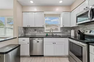 5501 82nd Ave N, Pinellas Park, FL 33781 - Photo 14