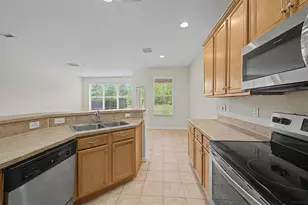 26838 Juniper Bay Dr, Wesley Chapel, FL 33544 - Photo 10