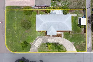 4191 Cherry St NE, Saint Petersburg, FL 33703 - Photo 6