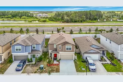 35186 Ackley Trace, Zephyrhills, FL 33541 - Photo 2