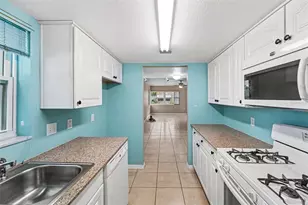 5855 18th St N, Saint Petersburg, FL 33714 - Photo 18