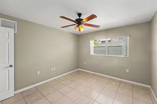 5855 18th St N, Saint Petersburg, FL 33714 - Photo 8