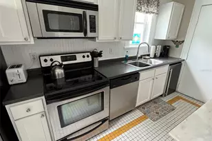 2014 Jackson St N, Saint Petersburg, FL 33704 - Photo 12