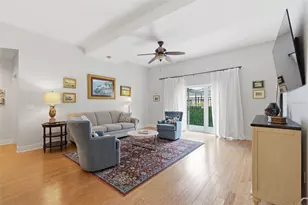 1010 Central Ave, Saint Petersburg, FL 33705 - Photo 4