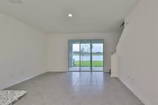 233 Mangrove Shade Cir, Apollo Beach, FL 33572 - Photo 6