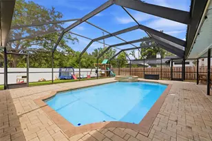 1521 Waterwood Dr, Lutz, FL 33559 - Photo 32
