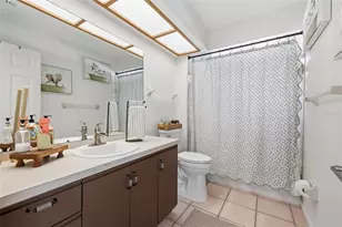 1521 Waterwood Dr, Lutz, FL 33559 - Photo 24