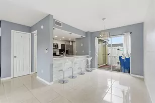 6902 El Centro Ct, Tampa, FL 33634 - Photo 8