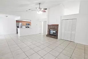 11318 Palomar St, Spring Hill, FL 34609 - Photo 8