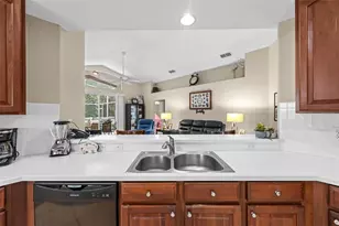 16230 Nottingham Park Way, Tampa, FL 33647 - Photo 8