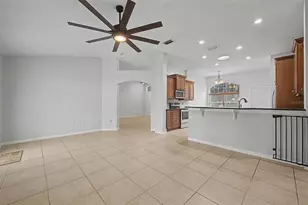 4021 Lithia Ridge Blvd, Valrico, FL 33596 - Photo 12
