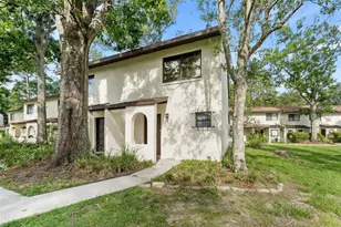 2635 SW 35th Pl, Gainesville, FL 32608 - Photo 2