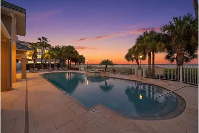 4304 Bay Club Circle #4304, Tampa, FL 33607 - Photo 2