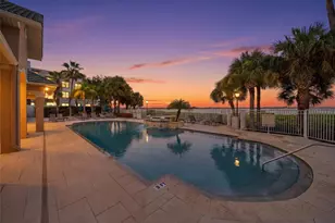 4304 Bay Club Cir, Tampa, FL 33607 - Photo 2