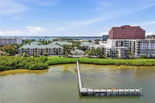 4304 Bay Club Cir, Tampa, FL 33607 - Photo 8