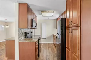 6324 Florida Cir W, Apollo Beach, FL 33572 - Photo 8