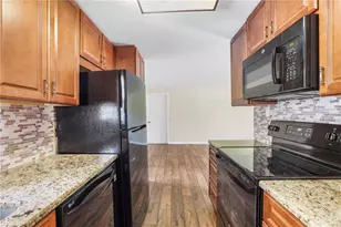 6324 Florida Cir W, Apollo Beach, FL 33572 - Photo 8
