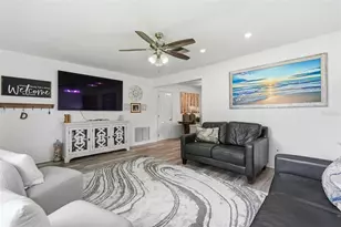 2321 Black Oak Ln, Clearwater, FL 33763 - Photo 6