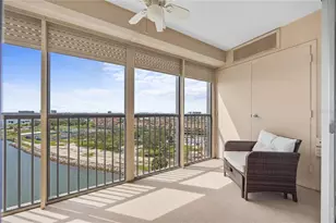 10355 Paradise Blvd, Treasure Island, FL 33706 - Photo 4
