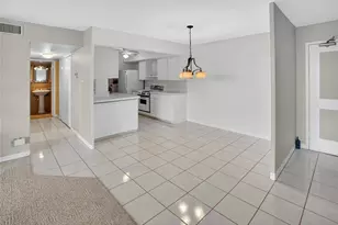 10355 Paradise Blvd, Treasure Island, FL 33706 - Photo 6