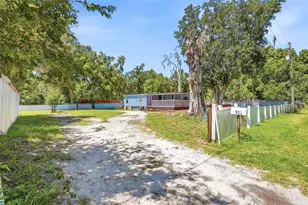 911 Marjorie Ave, Brandon, FL 33511 - Photo 4
