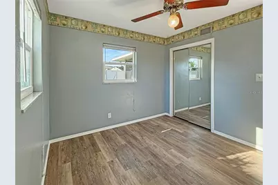 8802 109th Lane, Seminole, FL 33772 - Photo 10