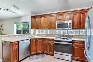12502 Blazing Star Dr, Tampa, FL 33626 - Photo 12