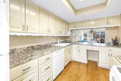 4902 38th Way S #509, Saint Petersburg, FL 33711 - Photo 14