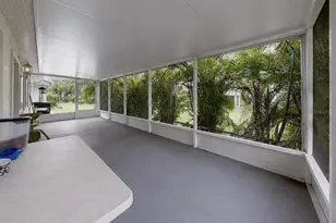 2027 New Bedford Dr, Sun City Center, FL 33573 - Photo 40