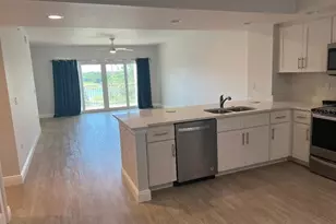 960 Starkey Rd, Largo, FL 33771 - Photo 10