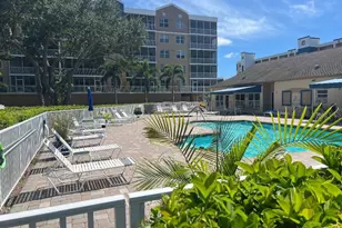 960 Starkey Rd, Largo, FL 33771 - Photo 2