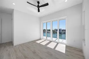 11460 7th St E, Treasure Island, FL 33706 - Photo 38