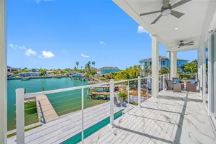 11460 7th St E, Treasure Island, FL 33706 - Photo 26