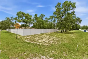 11145 Mountain Mockingbird Rd, Weeki Wachee, FL 34614 - Photo 6