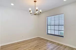 4321 Foxglen Ln, Tampa, FL 33624 - Photo 18