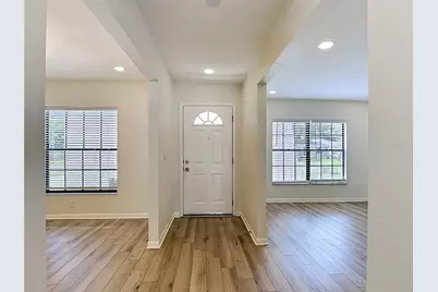 4321 Foxglen Lane, Tampa, FL 33624 - Photo 12