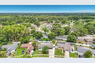 4321 Foxglen Lane, Tampa, FL 33624 - Photo 2