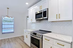 4321 Foxglen Ln, Tampa, FL 33624 - Photo 24
