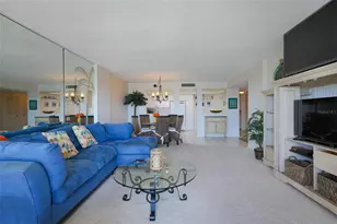 400 Island Way, Clearwater Beach, FL 33767 - Photo 10