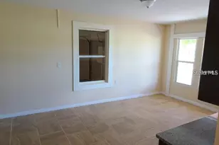 601 Banana St, Tarpon Springs, FL 34689 - Photo 10