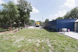 45506 Magnolia St, Paisley, FL 32767 - Photo 2