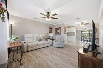 8019 Cornwall Lane, Tampa, FL 33615 - Photo 6